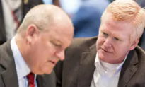 Jurors Hear About Blue Rain Jacket in Alex Murdaugh Trial