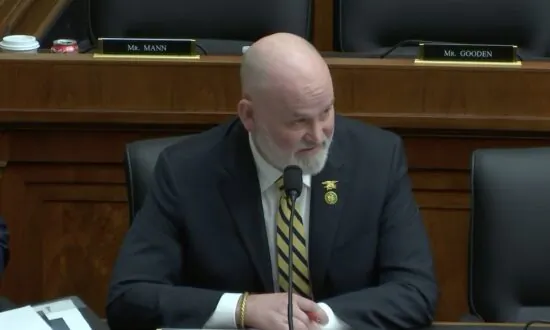‘Pay File’ Glitch Leaves Student Veterans Without Their GI Bill Housing Stipend