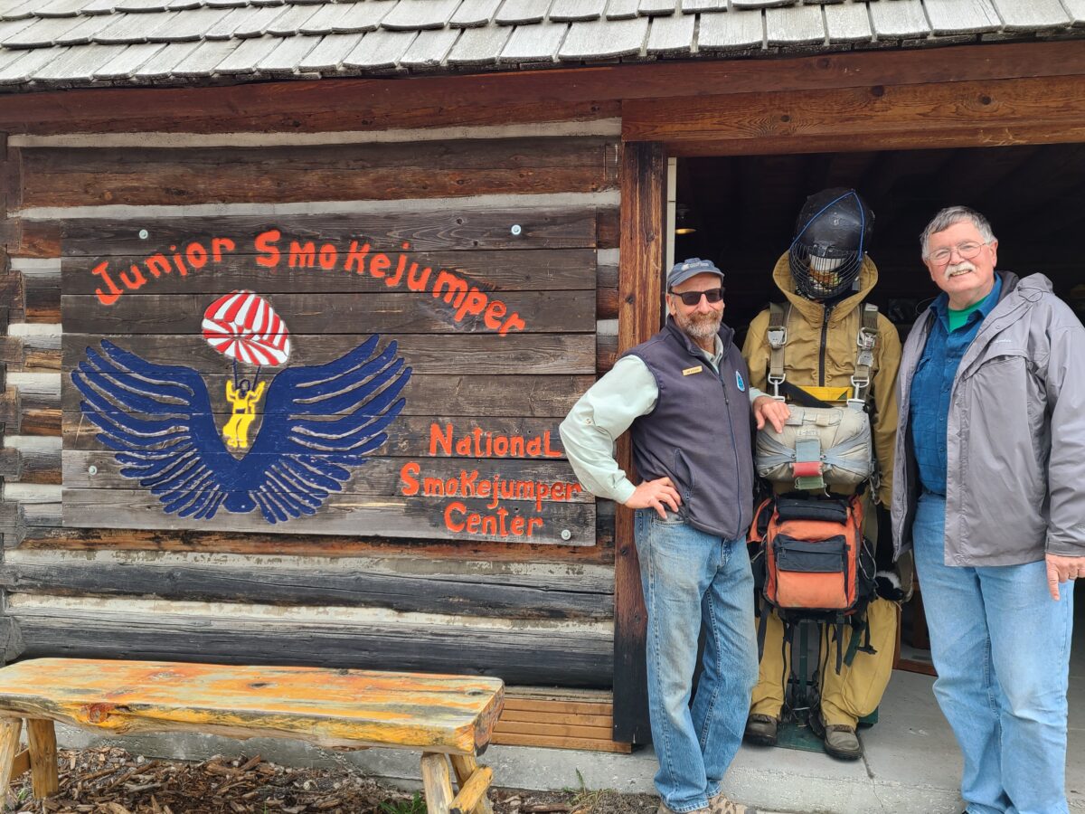 NextImg:Recollections of a Smoke Jumper Pilot