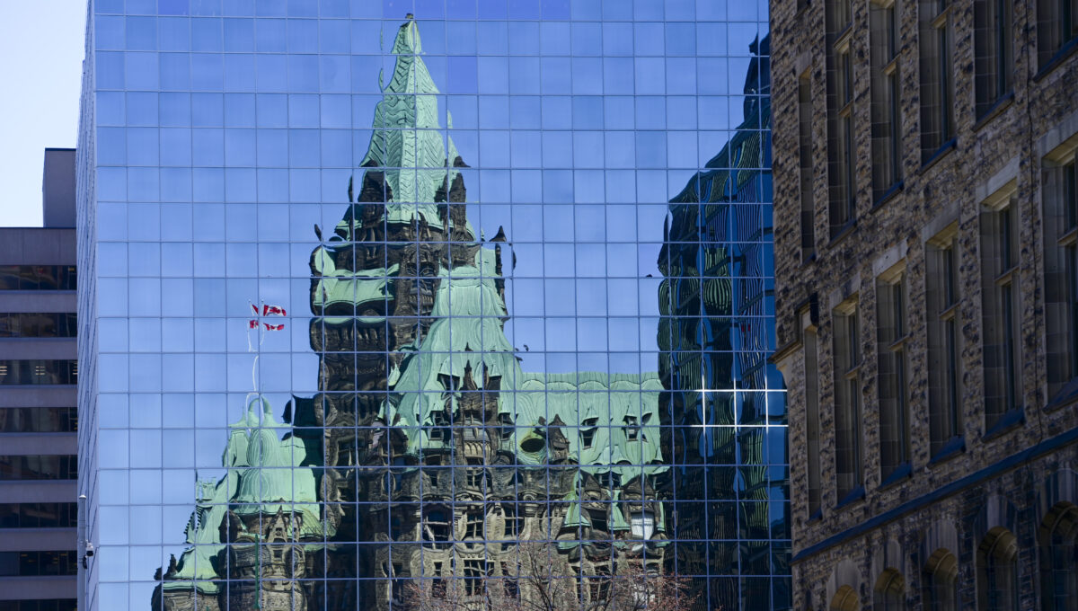 NextImg:'Is There Bureaucratic Oversight?': Federal Contracts Under Scrutiny