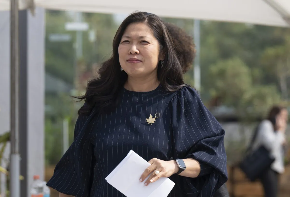 International Trade Minister and Small Business and Export Promotion Minister Mary Ng makes her way to a press conference in Mexico City on Jan.11, 2023. (The Canadian Press/Adrian Wyld)