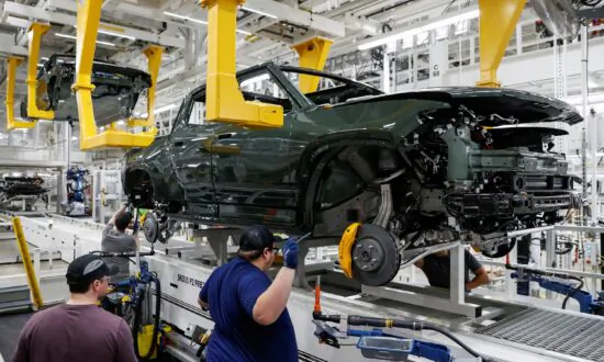 Ford Cuts Rivian Stake to About 1 Percent