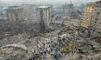 Three Australians Feared Dead in Earthquake