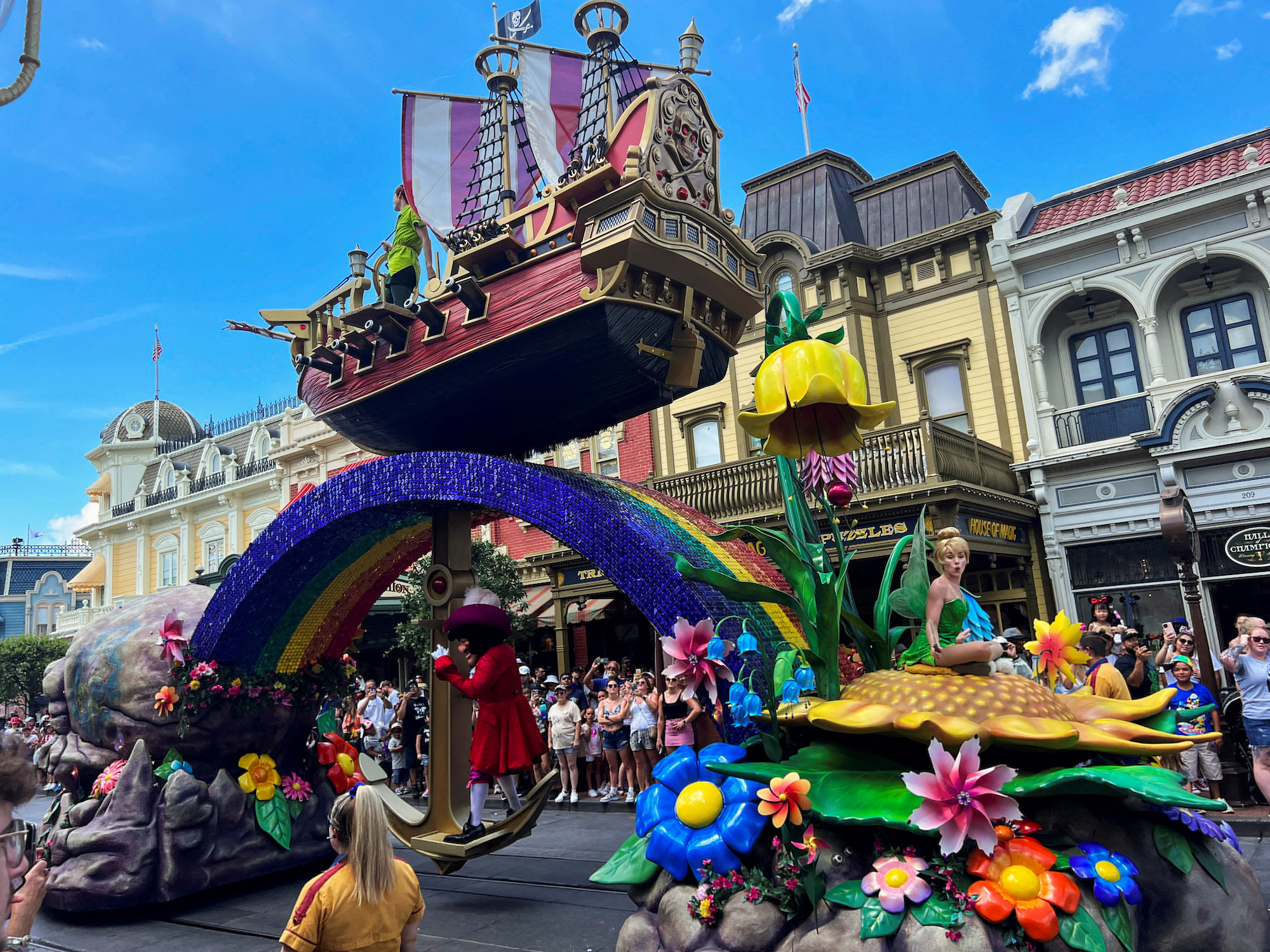 DeSantis Says Legislature Will Roll Back Disney's Last-Minute Deal - Vimarsana News