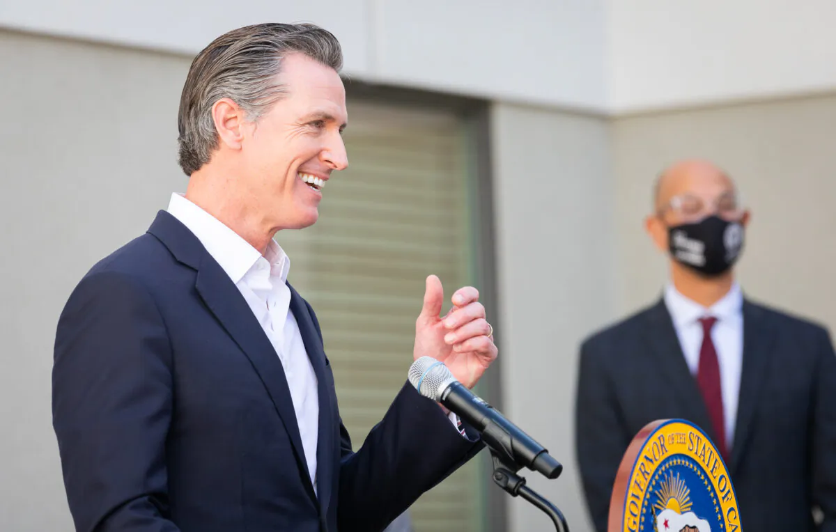 California Governor Gavin Newsom speaks in Los Angeles on Nov. 10, 2021. (John Fredricks/The Epoch Times)