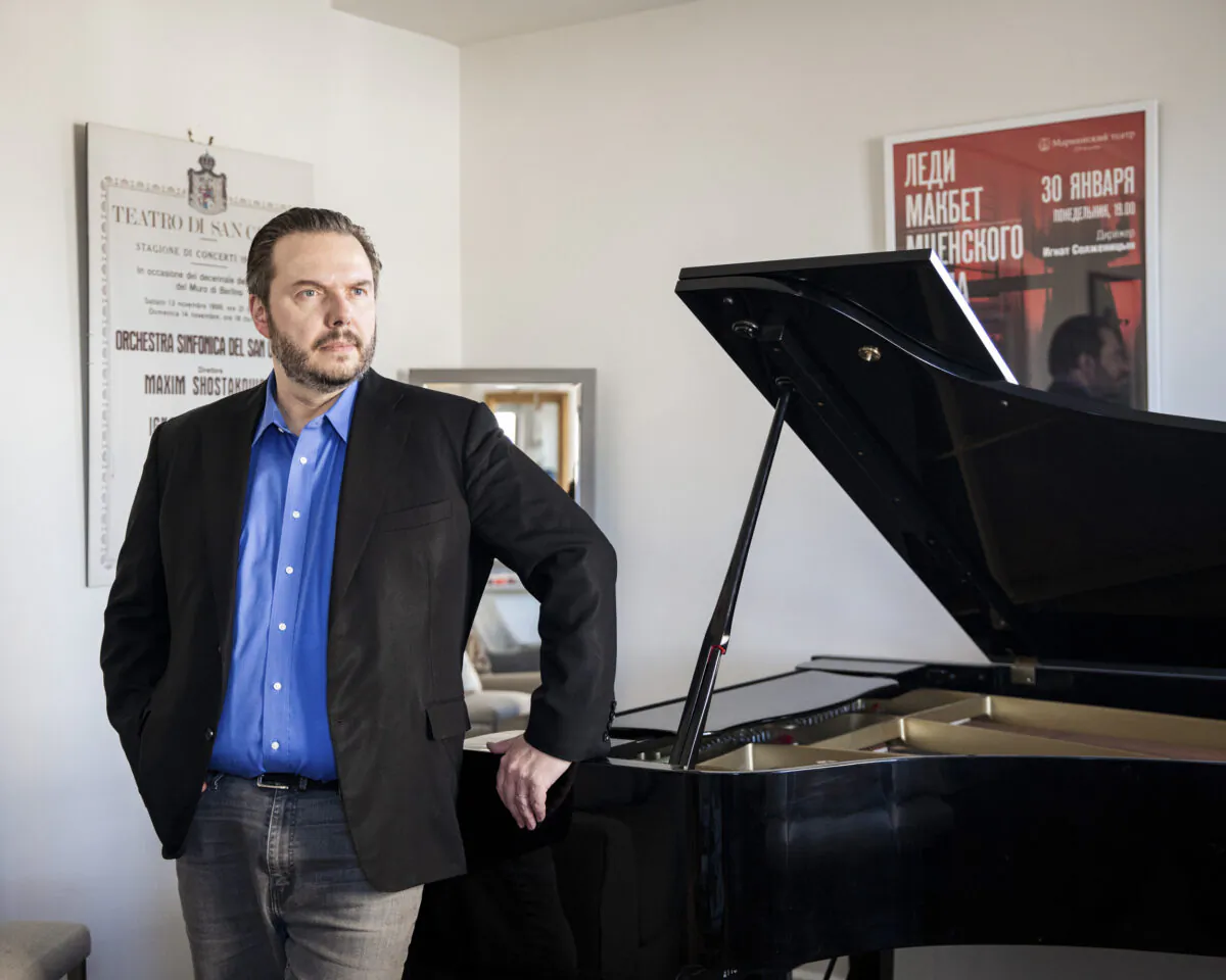 Pianist and conductor Ignat
Solzhenitsyn hopes to
translate all of his father’s
written work from Russian
to English. (Adhiraj Chakrabarti)