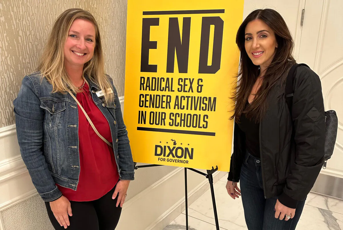 Kindsey Nelson (L) and Monica Yatooma at a parental rights meeting in St. Clair Shores, Mich., on Oct. 14, 2022. (Courtesy of Monica Yatooma)