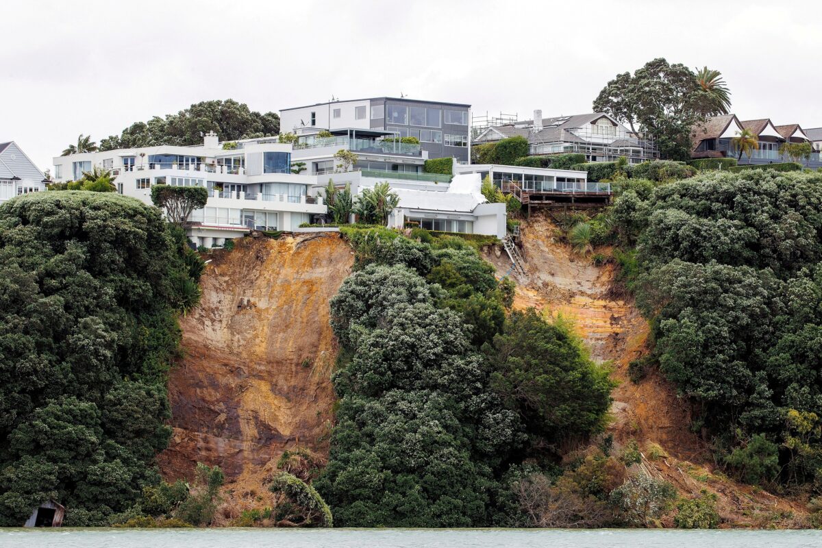 NextImg:Cyclone Gabrielle Lashes Auckland, Homes Evacuated, Flights Disrupted, Power Cut