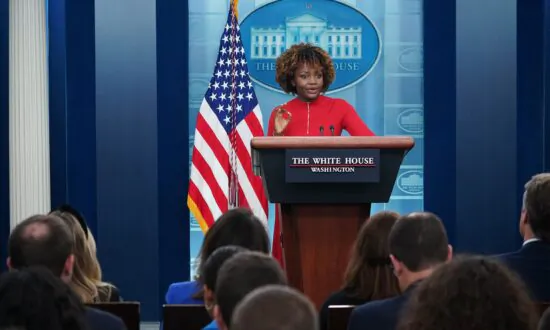 ‘Today News Africa’ Reporter Interrupts White House Briefing, Complains of Discrimination