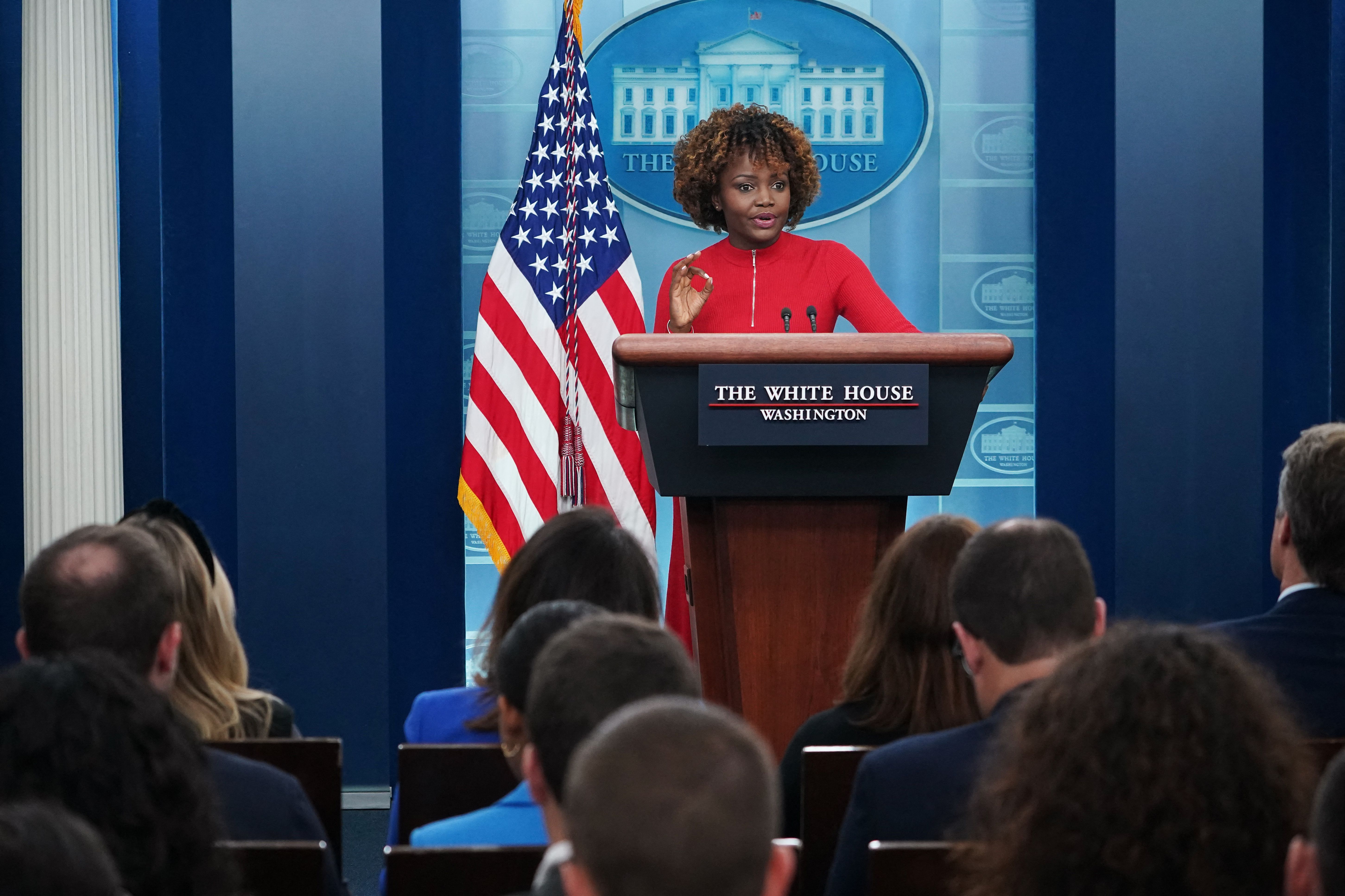 Africa Reporter Interrupts White House Briefing, Complains of Discrimination - Vimarsana News