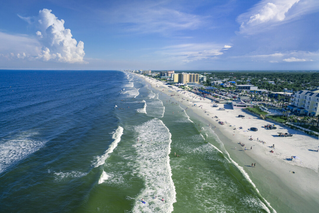 Waves make their way toward New Smyrna Beach, Florida. (Dreamstime/TNS)