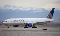 Feds Probe United Plane’s December Dip Near Ocean Off Hawaii