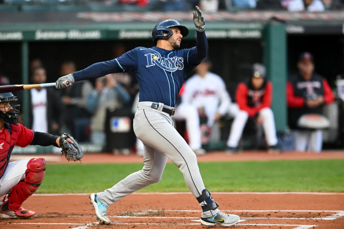 David Peralta (6) of the Tampa Bay Rays hits an RBI single during the first inning against the Cleveland Guardians at Progressive Field in Cleveland, Ohio on Sept.29, 2022. (Nick Cammett/Getty Images)