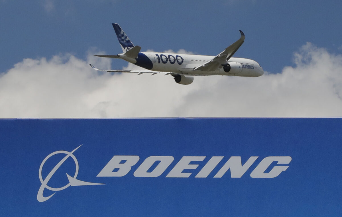 NextImg:Air India Reveals Orders for 470 Boeing, Airbus Jets