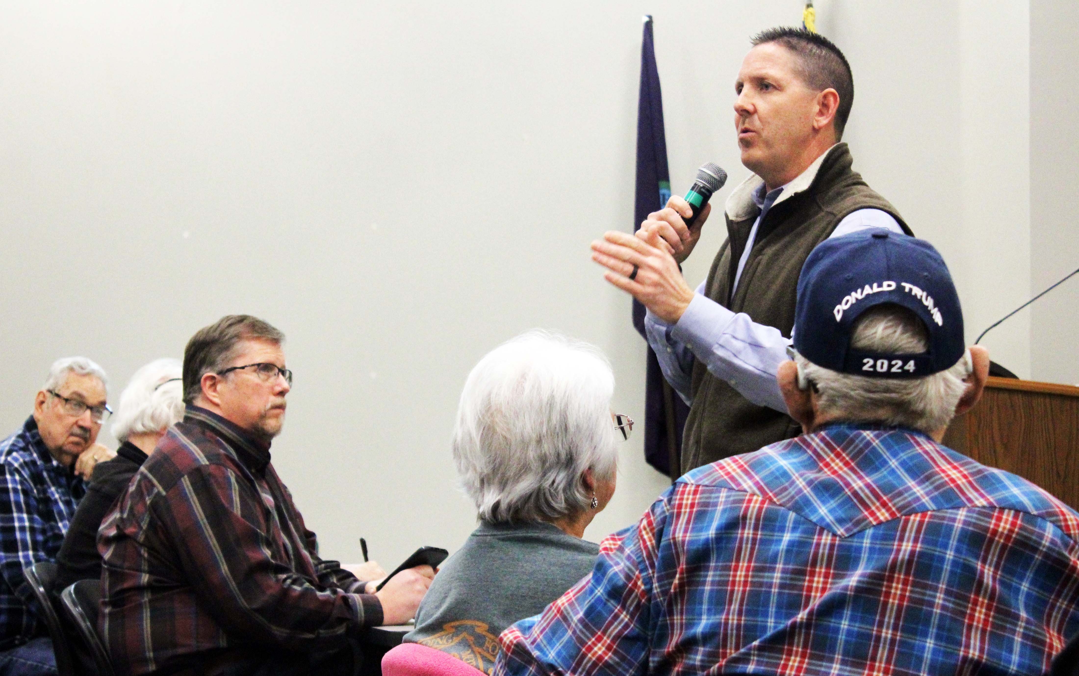 Oklahoma Rep. Brecheen Holds 4 Town Halls on Key Issues - Vimarsana News