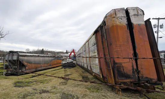 Indiana Congressman Calls for Immediate Halt of Hazardous Shipments From Ohio Derailment