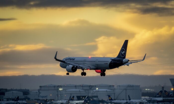 An aircraft lands at the international airport in Frankfurt, Germany, on Nov. 17, 2022. (Michael Probst/AP Photo)