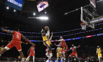 LeBron, Anthony Davis Get New-look Lakers Past Pelicans