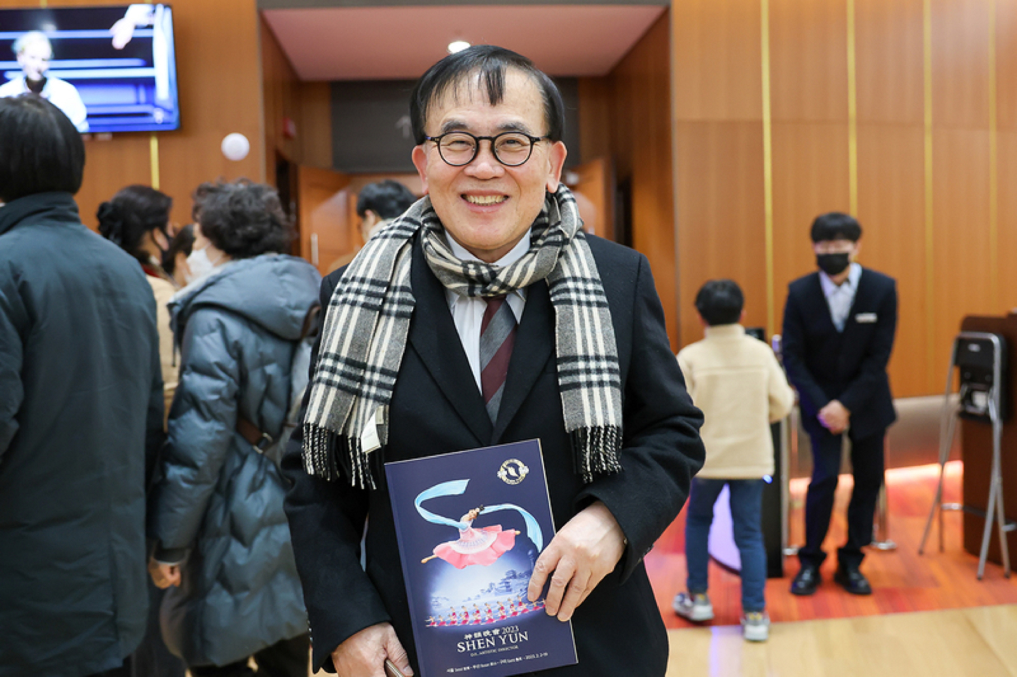 'Shen Yun's Artistic Director Is Really a Genius,' Says Korean Top Environmental Scientist - Vimarsana News