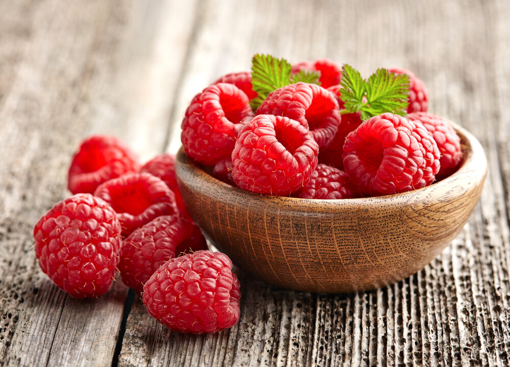 The metabolite Urolithin A, a compound found in berries, walnuts, and pomegranates, seems to have anti-inflammatory and cancer-fighting properties due to its effects on mitochondria. (Dionisvera/Shutterstock)