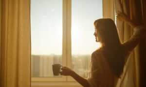 The 1st Things You Do in the Morning Can Fight Depression