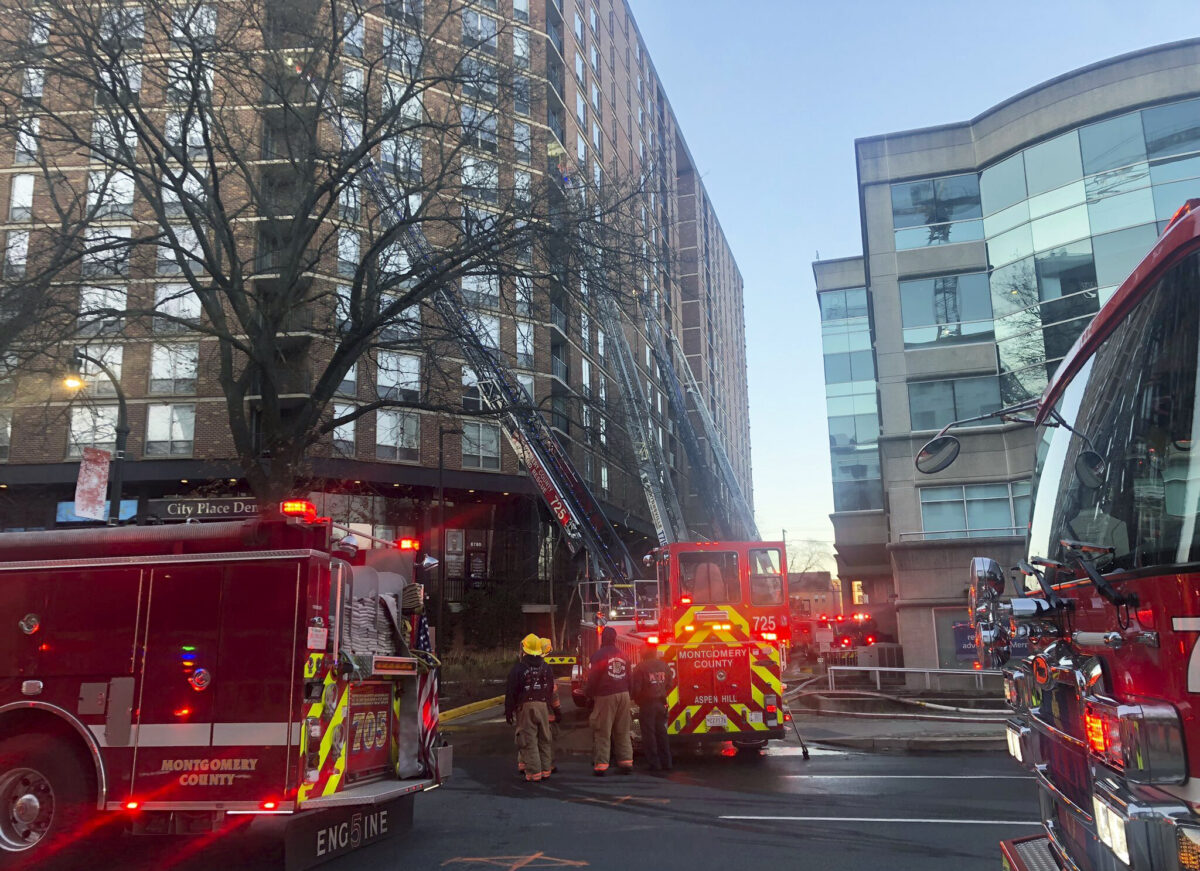 NextImg:High-Rise Fire Kills One, Displaces 400 Residents in DC Suburb