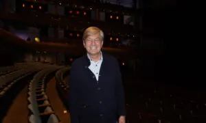 ‘It’s the First Time I’ve Ever Seen Anything Like This’: Shen Yun Theatergoer
