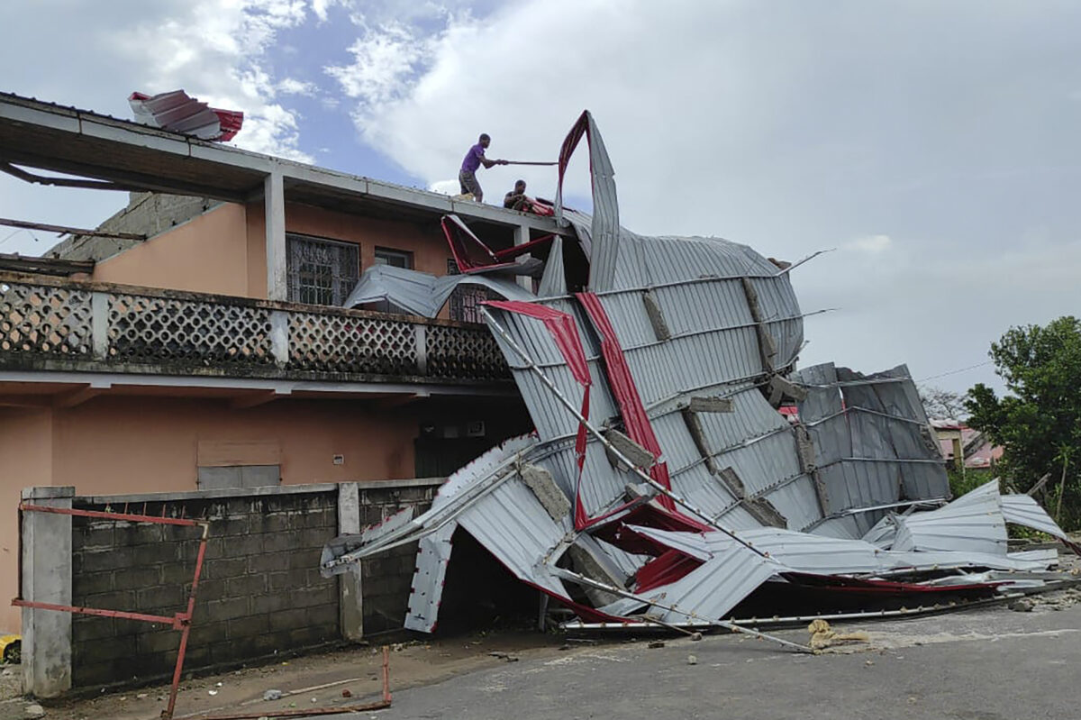 NextImg:Weakened Cyclone Freddy Batters Madagascar, Killing 4