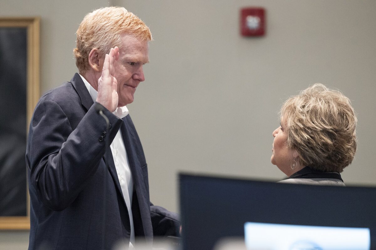 NextImg:On Stand, Alex Murdaugh Denies Killings but Admits Lying