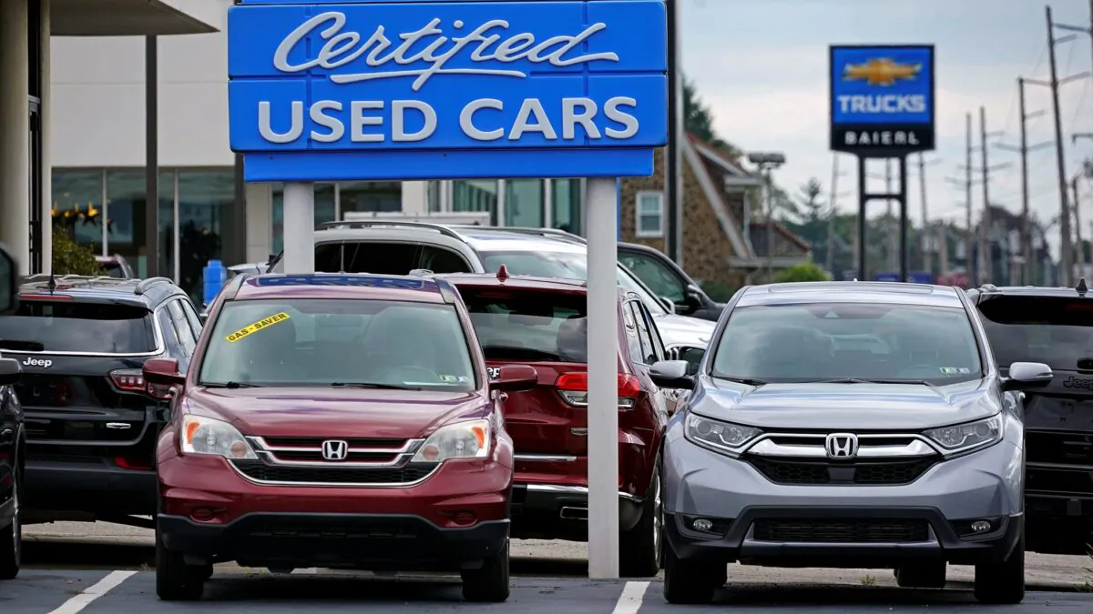 Used car lot in Wexford, Pa., on Sept. 29, 2022. (Gene J. Puskar/AP Photo)