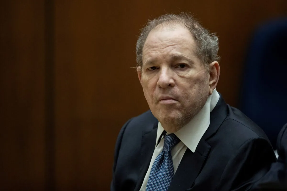Former film producer Harvey Weinstein appears in court at the Clara Shortridge Foltz Criminal Justice Center in Los Angeles on Oct. 4, 2022. (Etienne Laurent/Pool via Reuters)