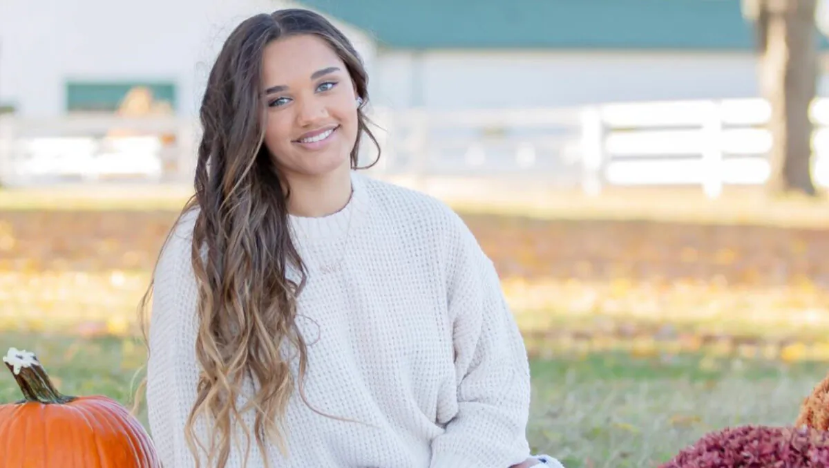 Janae Edmondson, a volleyball standout from Tennessee, suffered the loss of both legs after a car struck her as she walked with her parents in St. Louis, Mo., on Feb. 18, 2023. (Rhonda Ross/GoFundMe)