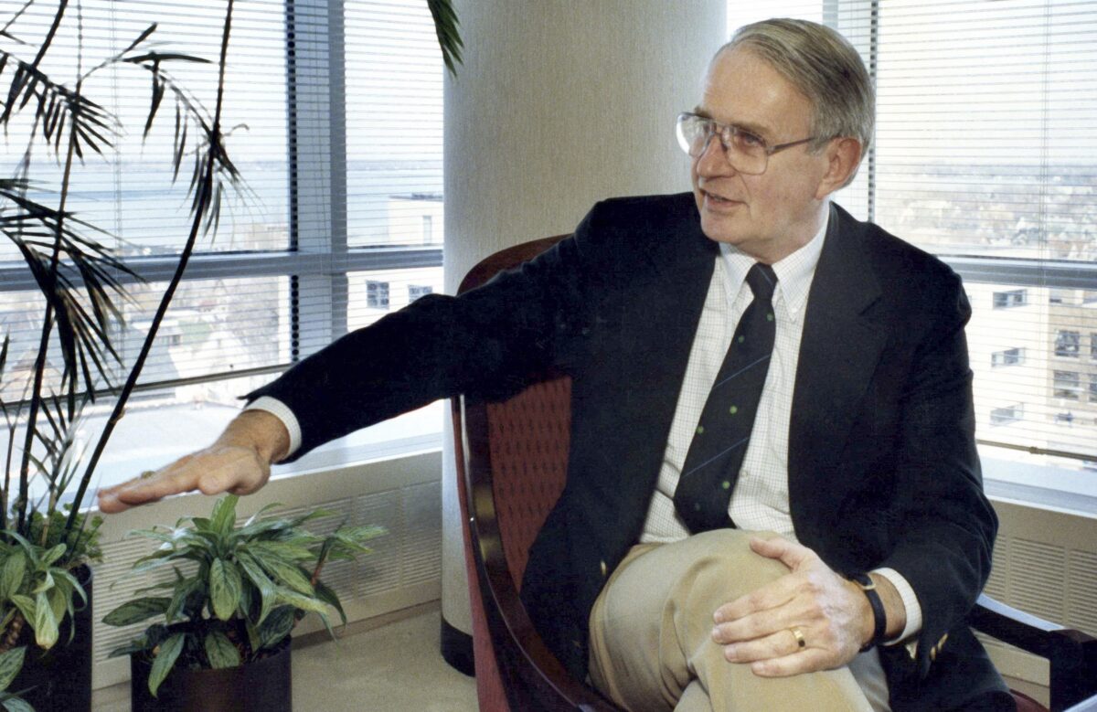 NextImg:Democrat Tony Earl, Former Wisconsin Governor, Dies at 86