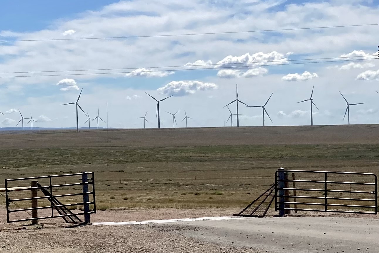 Push for Green Energy Increases US Reliance on China, Benefiting Regime: Cybersecurity Expert - Vimarsana News