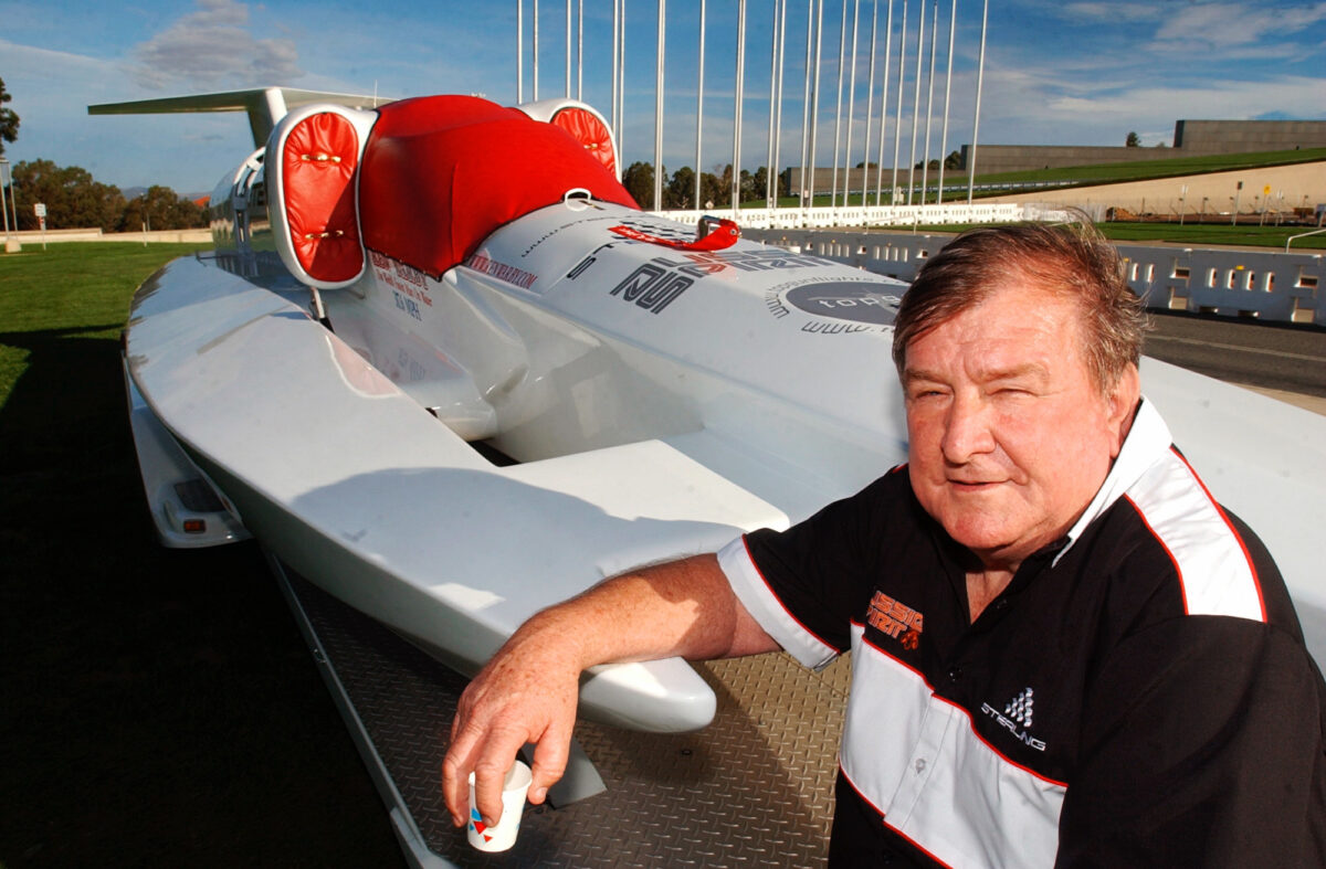 NextImg:World's Speedboat Record Holder Mourned