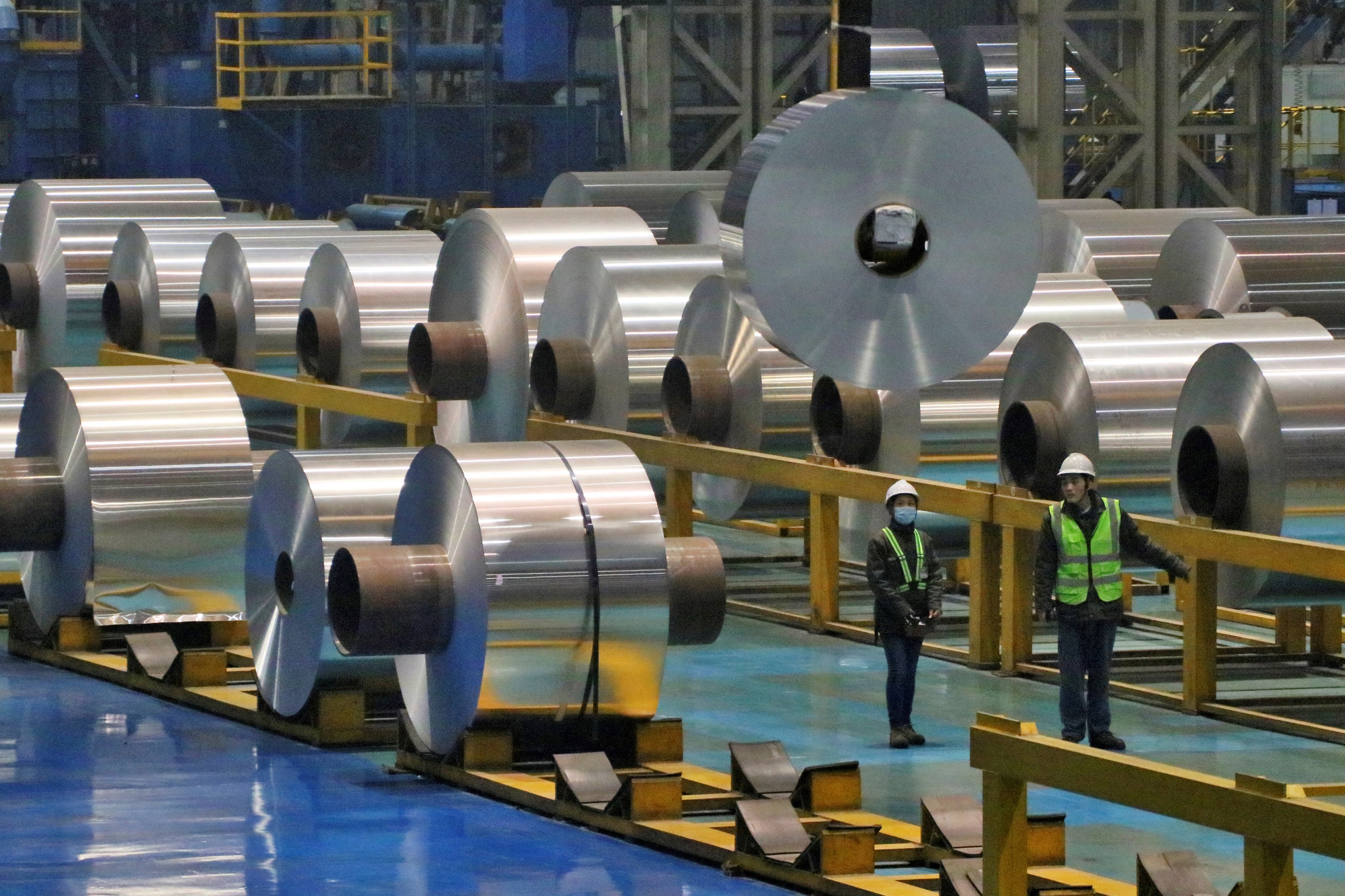 Aluminum Prices Shrug Off 200 Percent US Import Tariffs for Russia - Vimarsana News