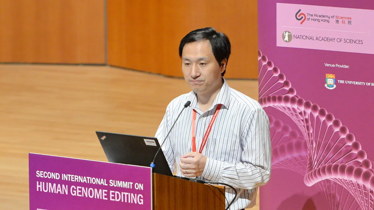 He Jiankui speaking at the second international summit on human genome editing in Hong Kong in Nov. 28, 2018. (Sung Pi-Lung/The Epoch Times)