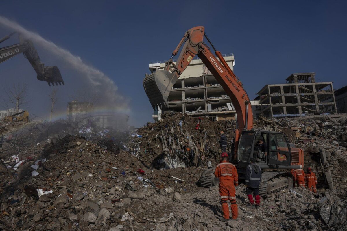 NextImg:Canada Sending Another $30M in Aid to Turkey, Syria, as Rebuild Begins