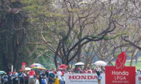 Feeling at Home, Rookie Natthakritta Vongtaveelap Grabs Lead in Thailand