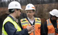 House Panel Probes ‘Slow Pace’ of Biden Admin’s Response to Ohio Train Derailment