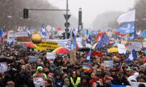 Protest in Berlin Over Arming Ukraine Against Russia Draws Thousands