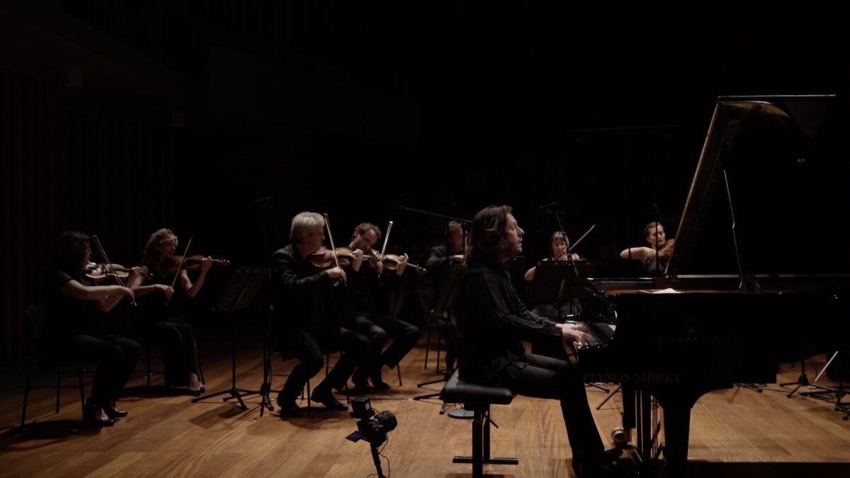 NextImg:[PREMIERING at 7:30 PM ET] Beethoven: Concerto No. 4 for Piano | Frank Braley, Orchester Royal de Chambre de Wallonie