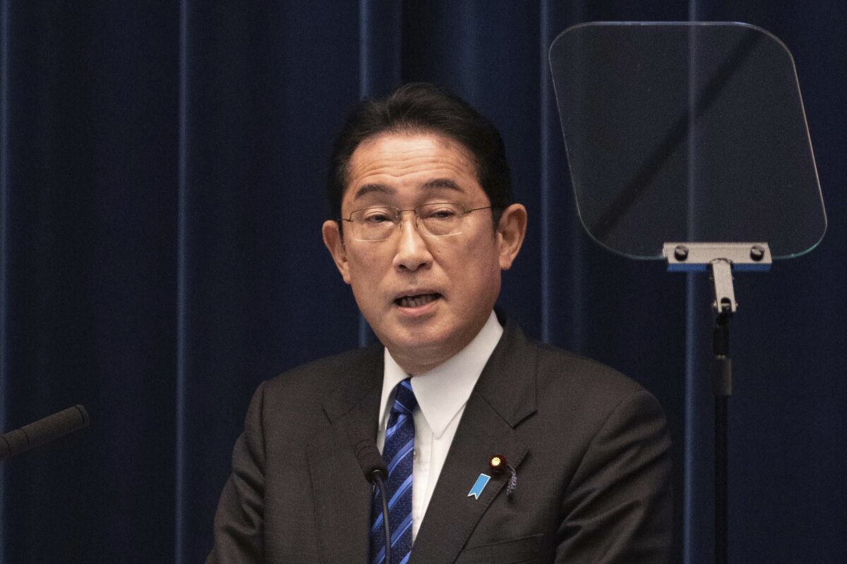 NextImg:Japan, Other G-7 Leaders Step Up Russia Sanctions