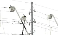 Michigan Power Crews Work, California Recovers After Storms