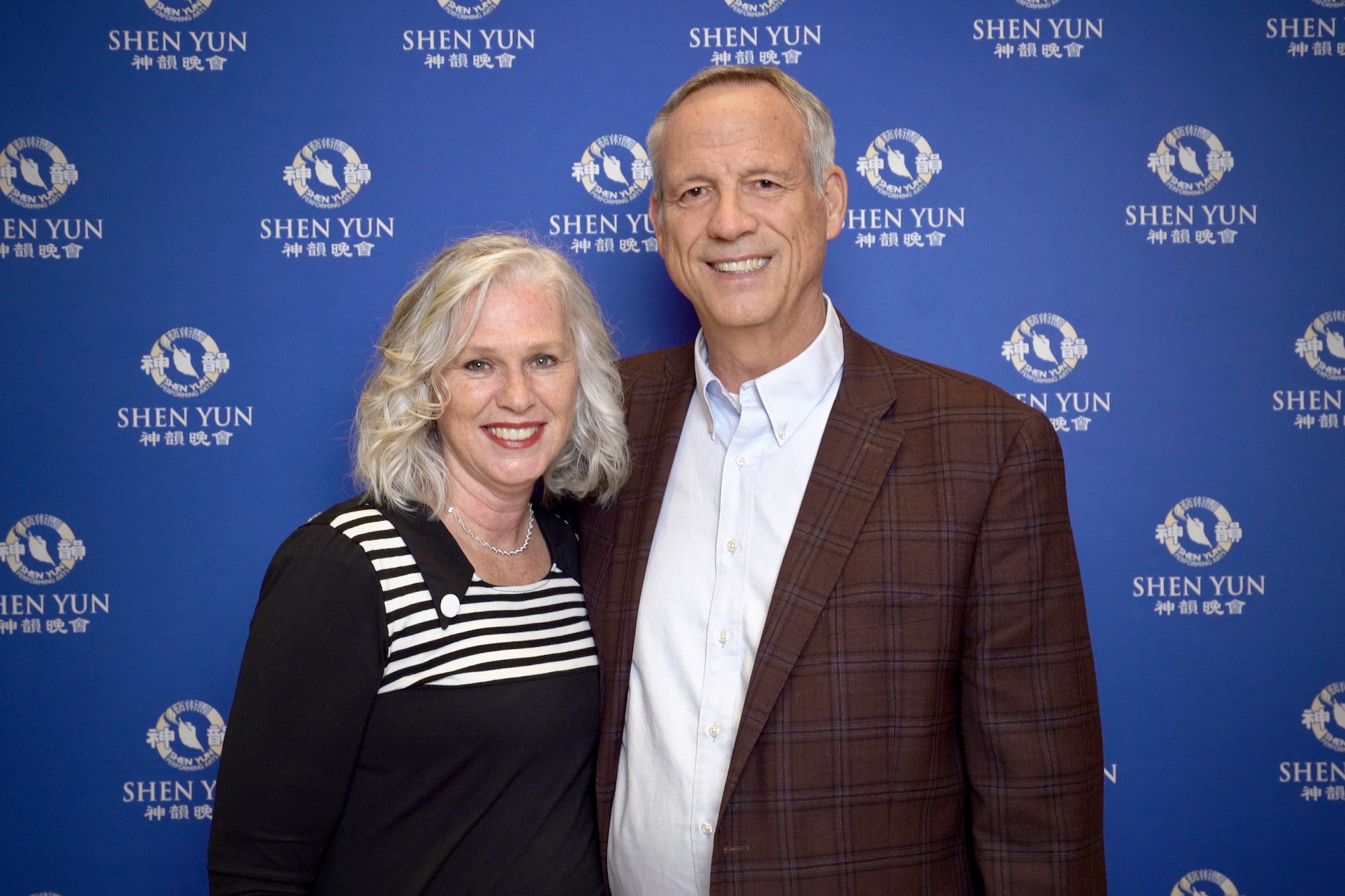 Utah Representative Says Shen Yun Invokes Compassion and Charity - Vimarsana News