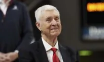 Terry Holland, Who Transformed Virginia Basketball, Dies