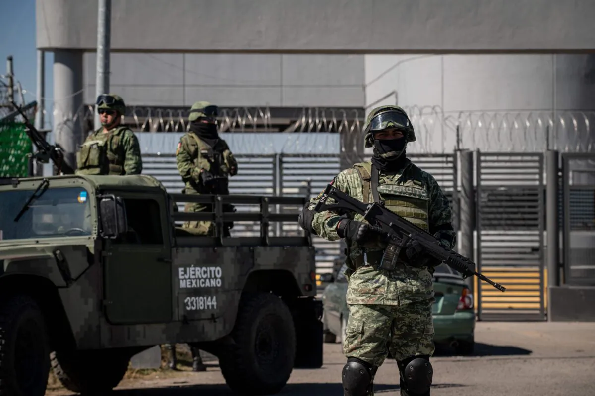 Members of the Mexican Army in a file photo. (Nicolas Asfouri/AFP via Getty Images)