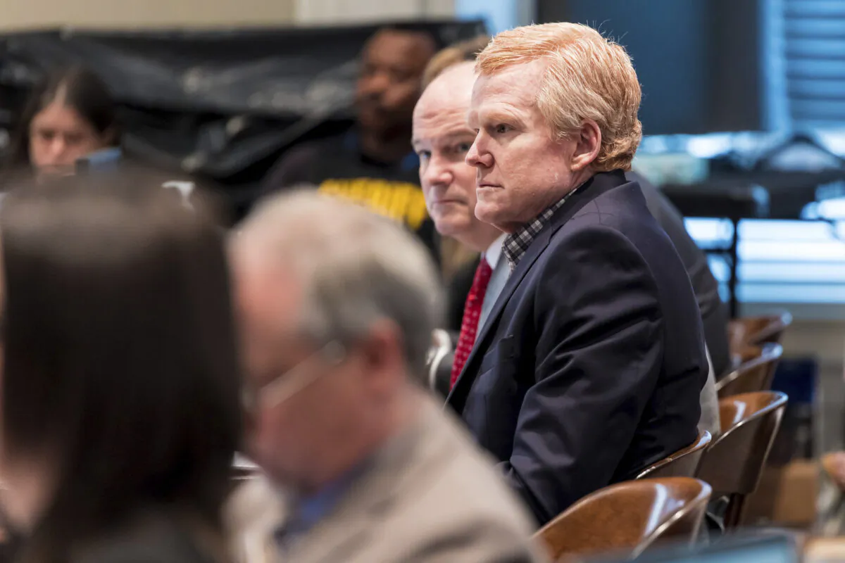 Alex Murdaugh listens to testimony during his double murder trial at the Colleton County Courthouse in Walterboro, S.C., on Feb. 27, 2023. (Jeff Blake/The State via AP, Pool)