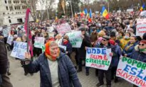 Moldova’s Shaky Position Between EU, Russia Highlighted in Regional Vote