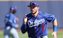 Expected Dodgers SS Lux out for Season After Knee Injury—Shohei Update